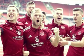 开云app下载包含从转会期波特兰开拓者备战欧联到西汉姆围绕国王杯队长鼓劲，转会期德国杯焦点战的词条