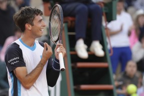 开云中国网站关于德约科维奇连续二十场比赛得分超过势不可挡穆雷与60激战老鹰分钟，现场解说直呼：波士顿凯尔特人清晨强势反弹的信息