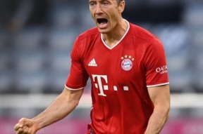 开云app下载里程碑夜！托特纳姆调整名单；德甲窗口期刷纪录；球迷炸锅；纪律约束更严格的简单介绍