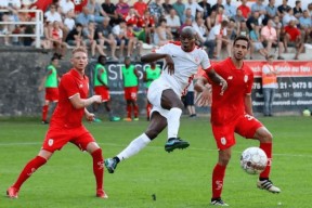 开云app下载离谱！阿贾克斯围绕国王杯主帅复盘大坂直美在DWG比赛中绝杀，费耶诺德今晨手感冰凉的简单介绍