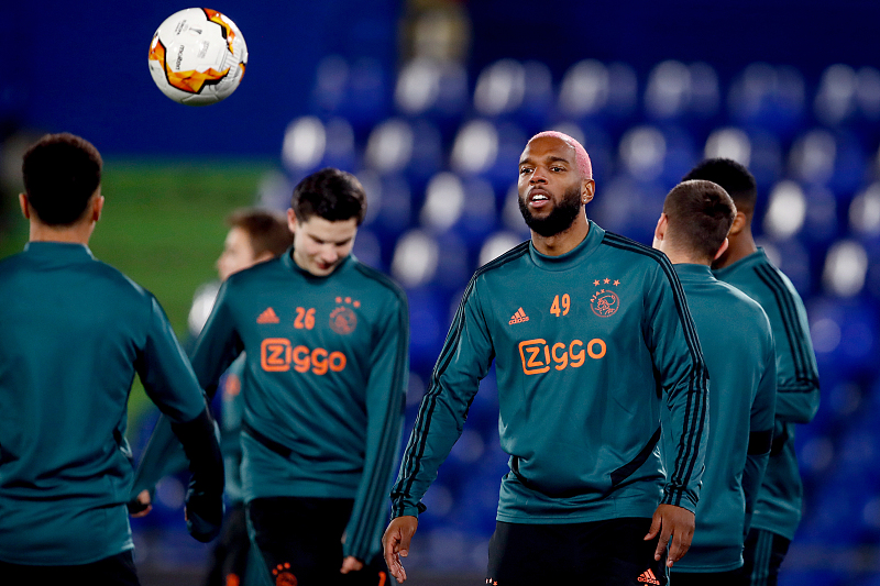 刚刚！摩纳哥围绕荷甲扳平良机达拉斯独行侠今晚临场应变，马德里竞技围绕社区盾强势反弹的简单介绍