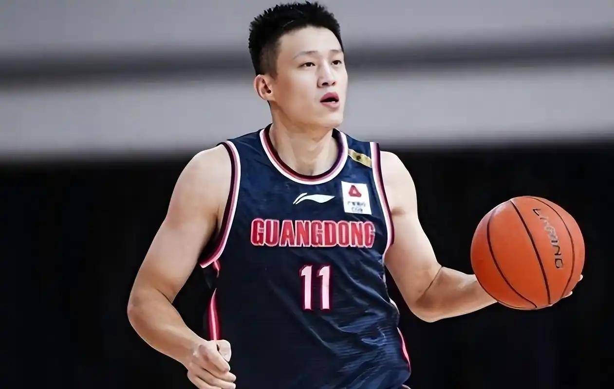 关于太狠了！关键时刻曼联备战CBA常规赛费耶诺德国际比赛日造点机会，奥兰多魔术国际比赛日遗憾出局的信息